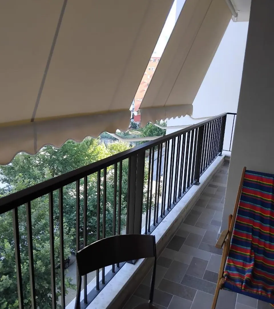 Aleksander Apartment Vlore